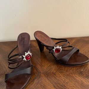 Leather heeled sandals